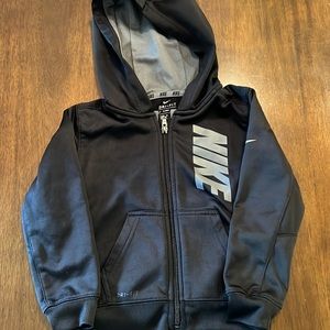 Boys nike dry fit zip up hoodie